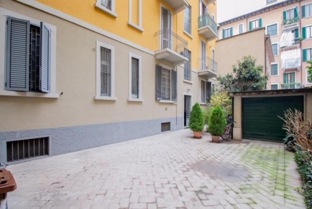 Alessia'S Flat- Loreto 2 Milan Exterior photo